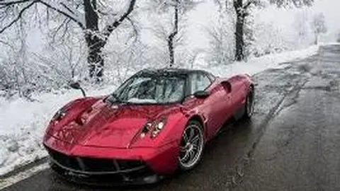 赵薇以双马尾造型亮相，素颜自拍展现好心情，债务风波未影响其心态